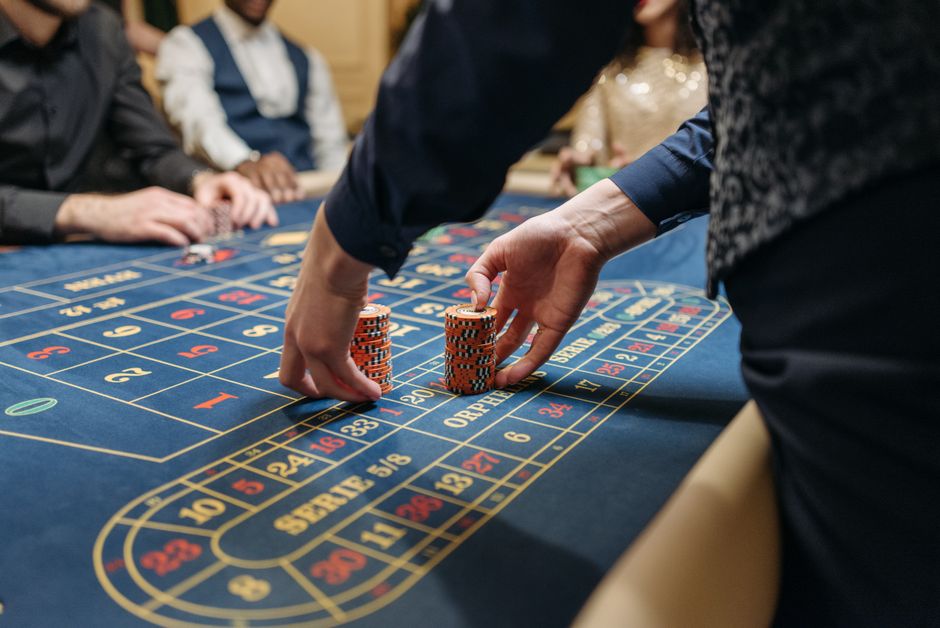 iGaming Unlocked: How Slots, Poker, and Betting Really Work
